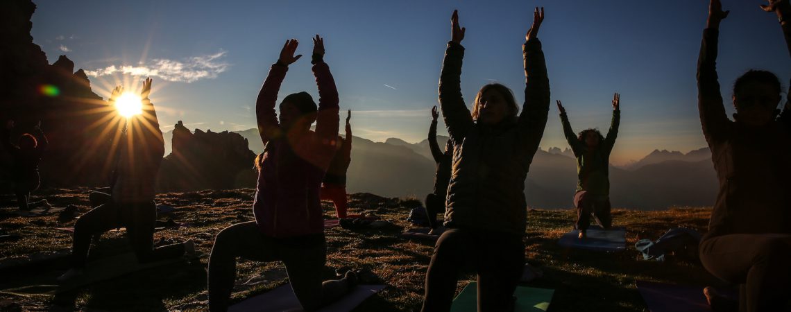 Rifugio Roda di Vael - esercizi yoga