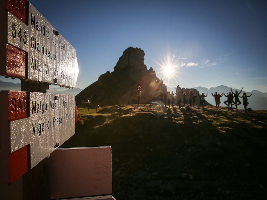 Rifugio Roda di Vael - Alba e sole